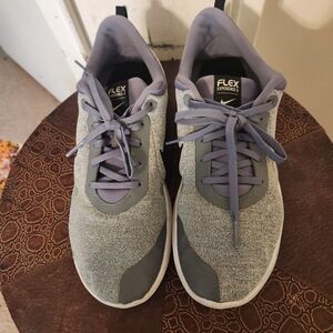 Final Price Mens nike flex